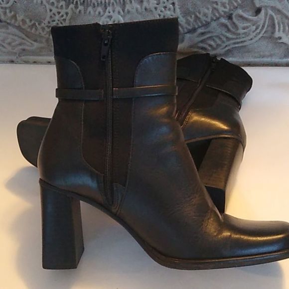 Paseo 6m Black Boots - Picture 5 of 5